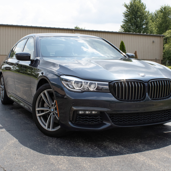 2019 BMW 740i xDrive M Sport